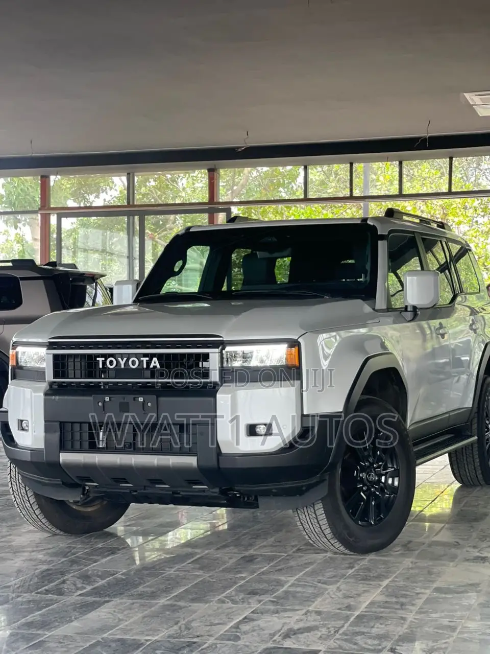 New Toyota Land Cruiser Prado 2.7 2025 Gray