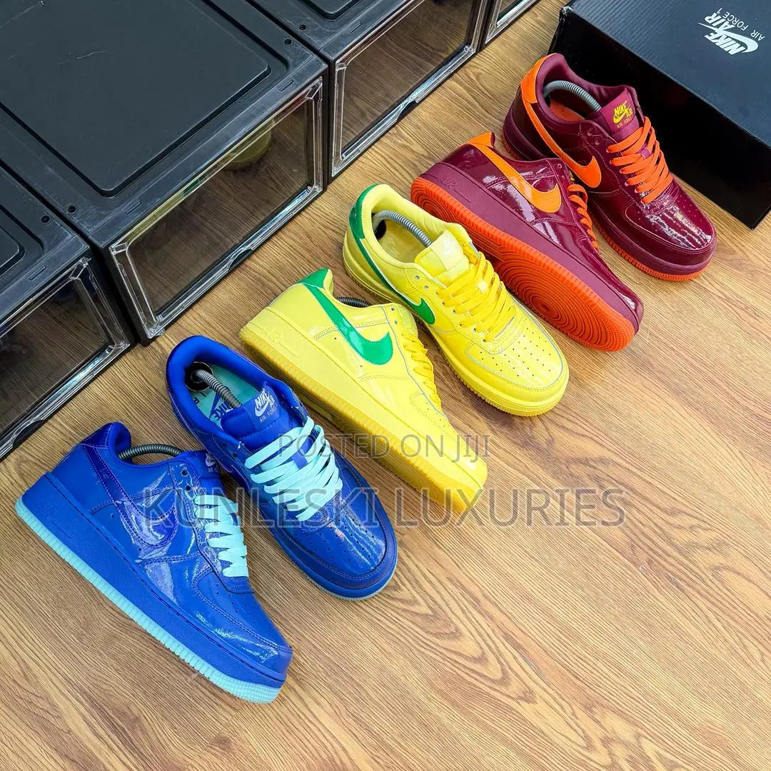 Original Nike Air Force 1 Low Patent Team Sneakers
