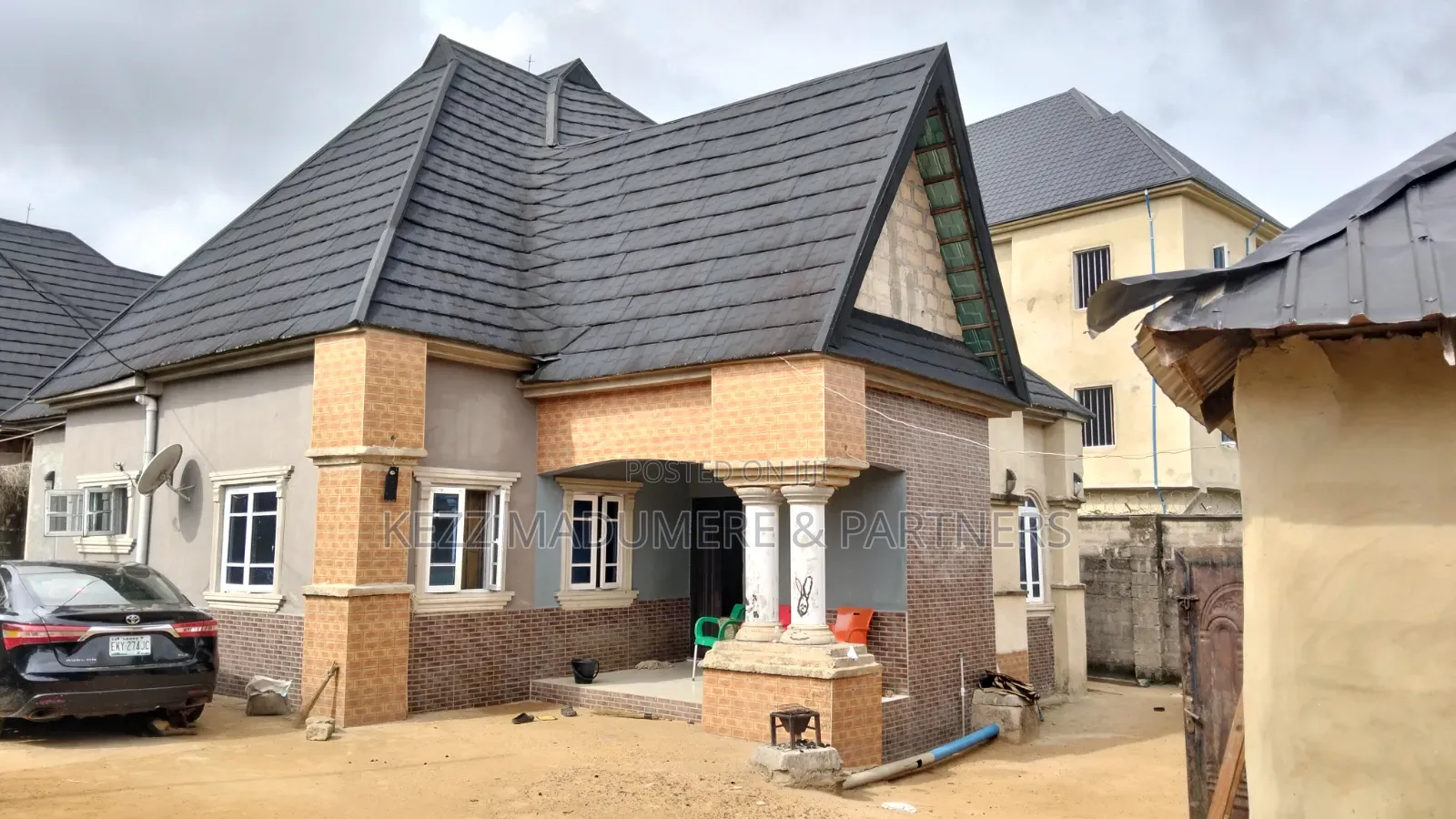3bdrm Bungalow in Umudike, Umuahia , for sale