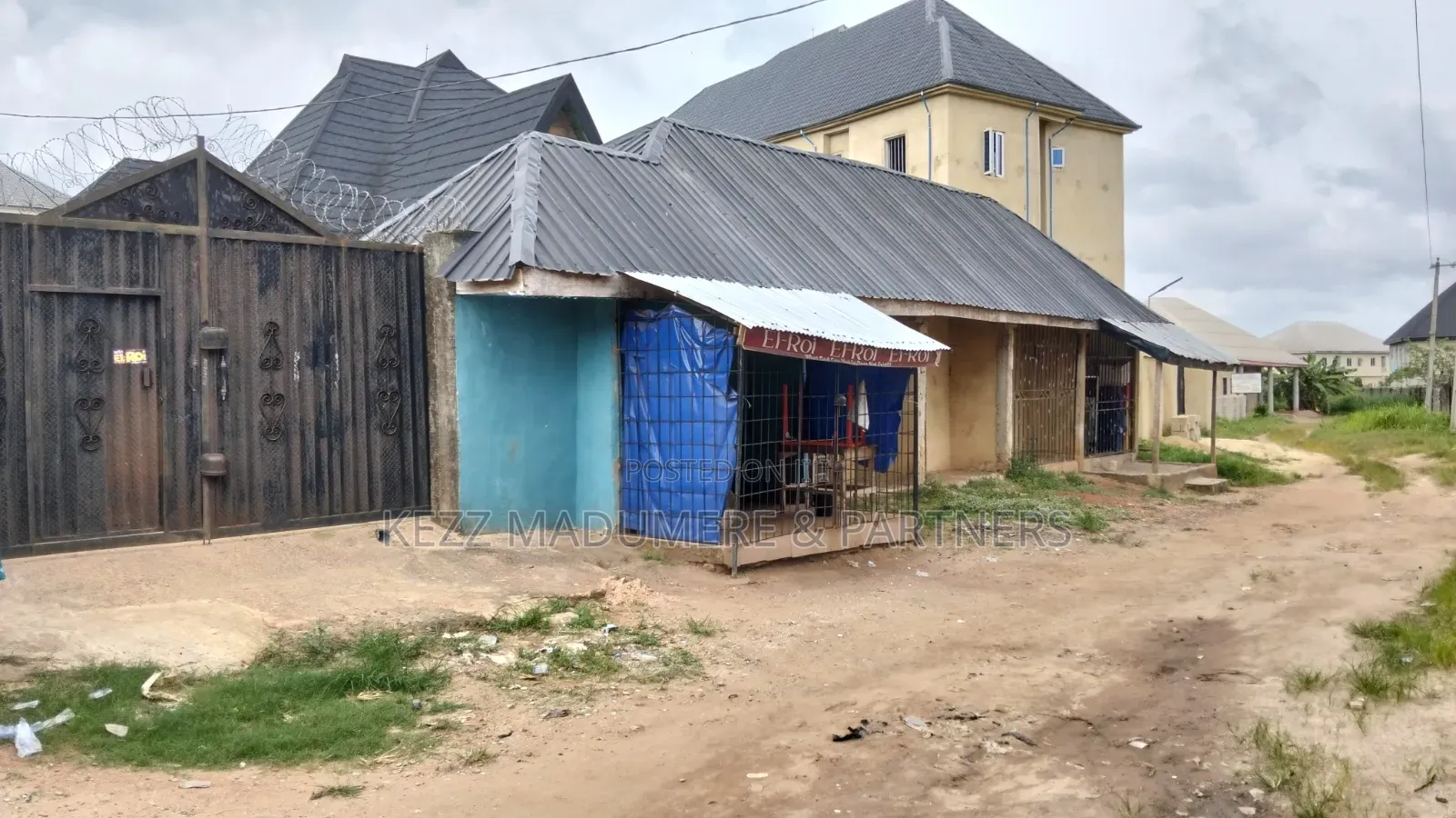 3bdrm Bungalow in Umudike, Umuahia , for sale