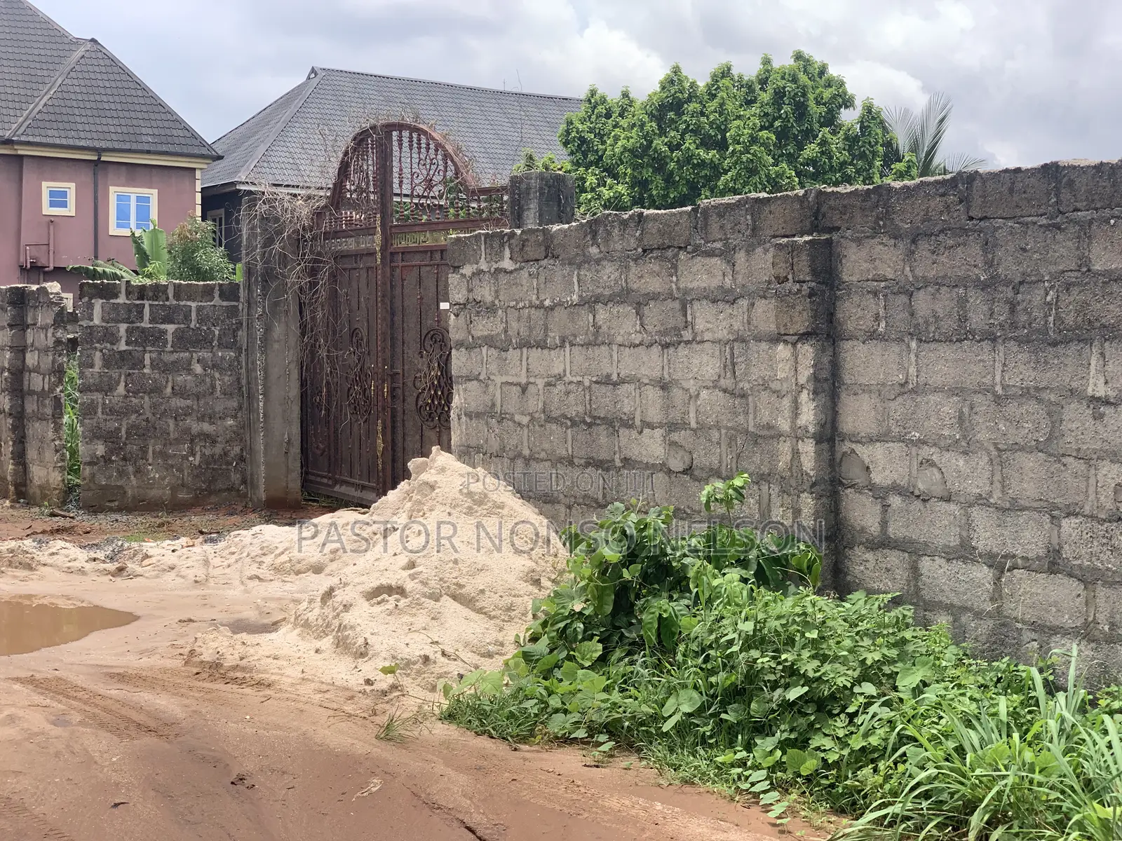 7 Shareable Plots at Irete by Military Zone for Sale