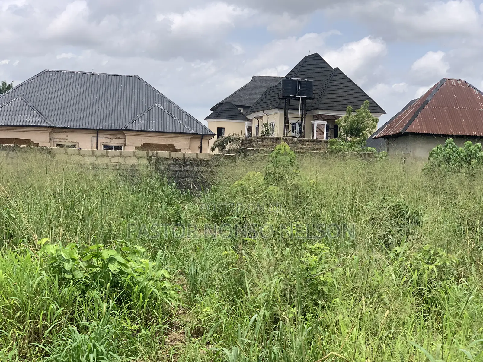 7 Shareable Plots at Irete by Military Zone for Sale
