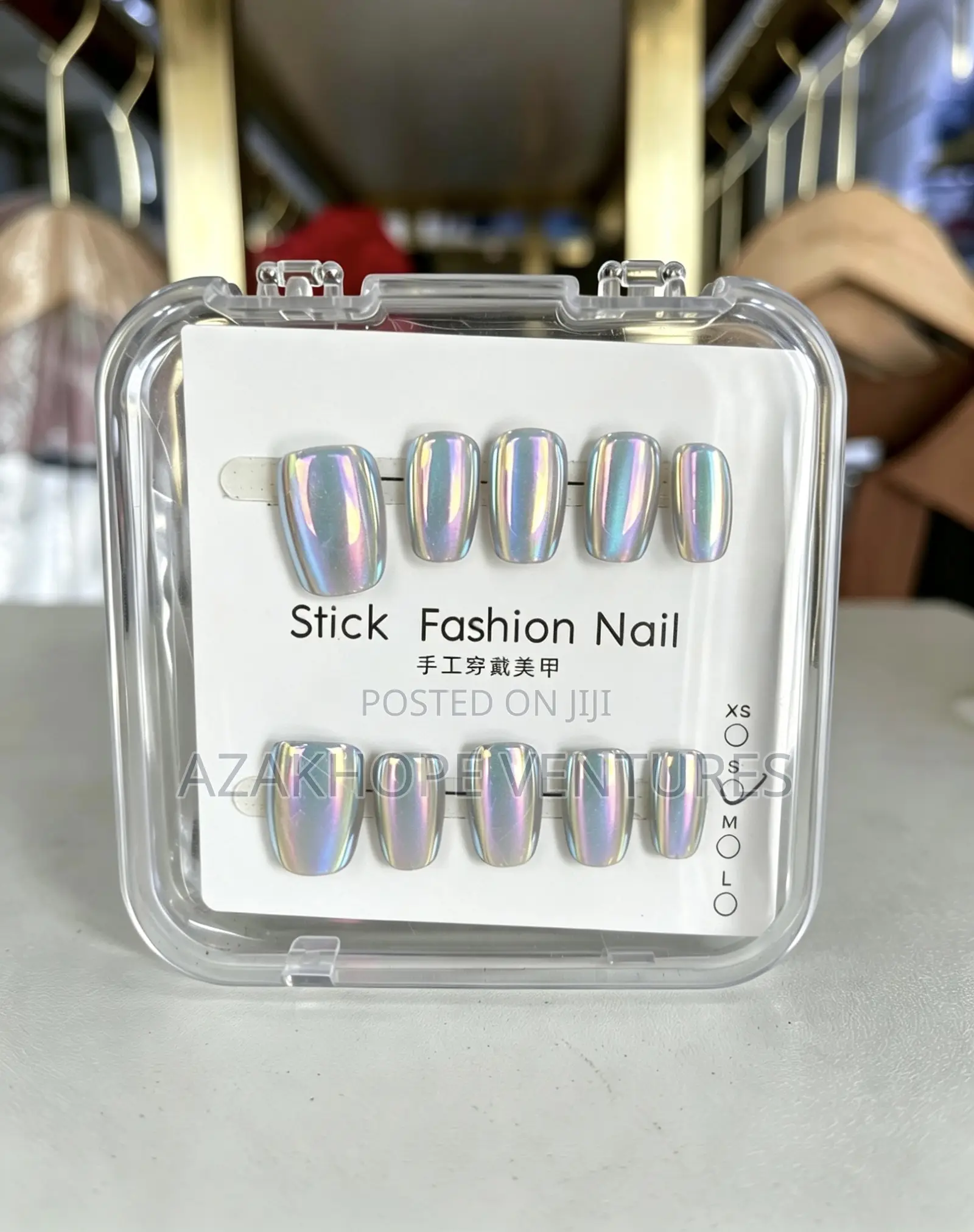 Stick Fashion Nails