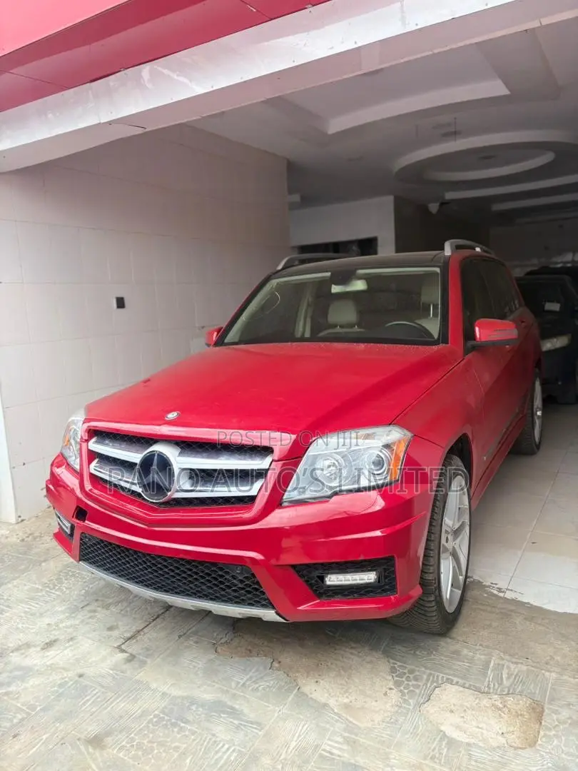Mercedes-Benz GLK-Class 350 2010 Red