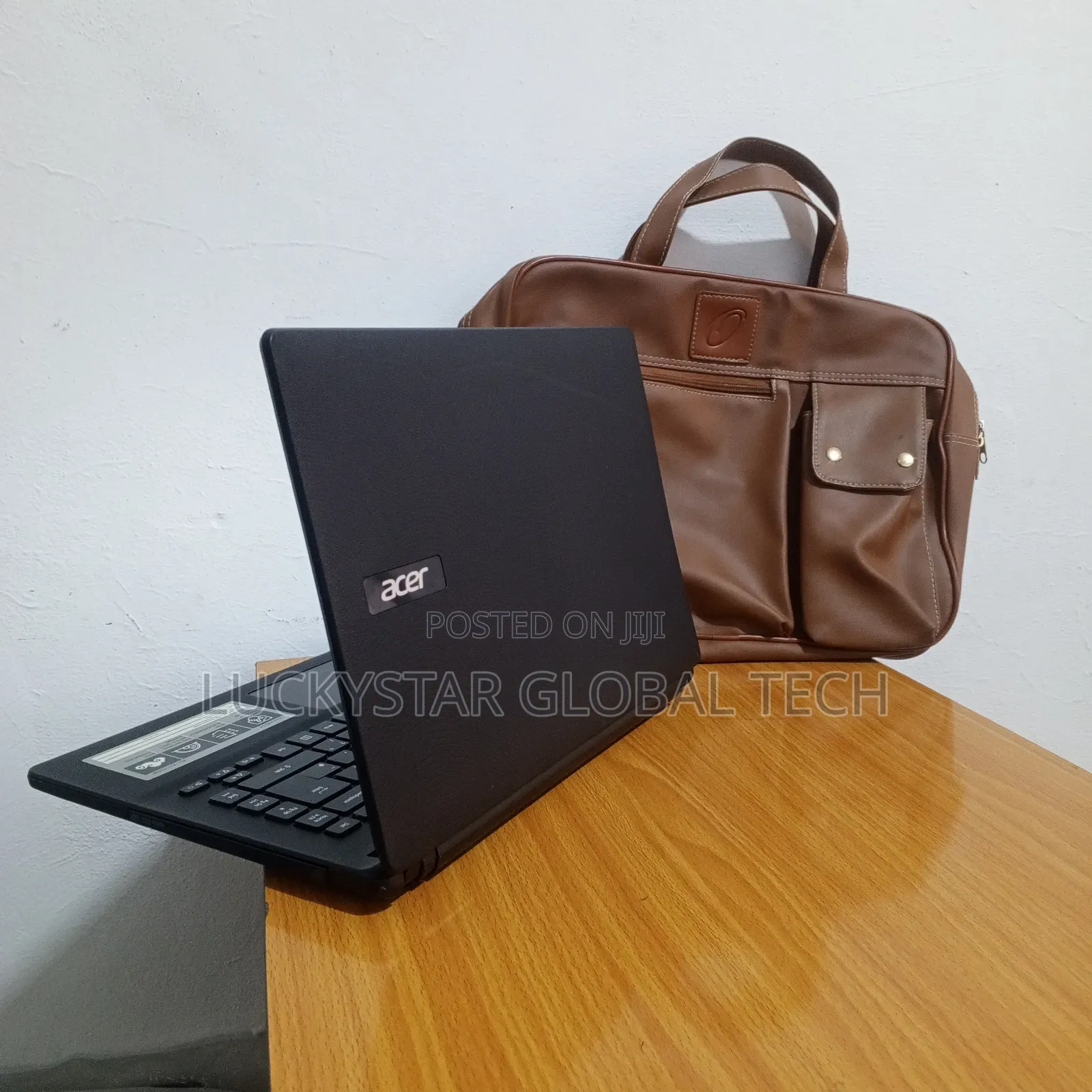 Laptop Acer 4GB Intel HDD 320GB