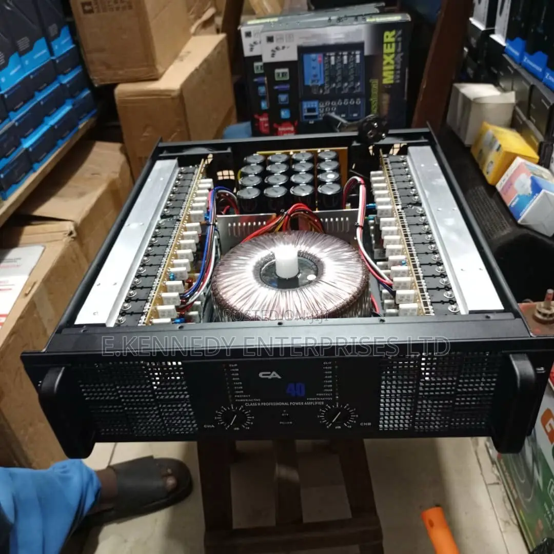 Ca40 Heavy Duty Power Amplifier