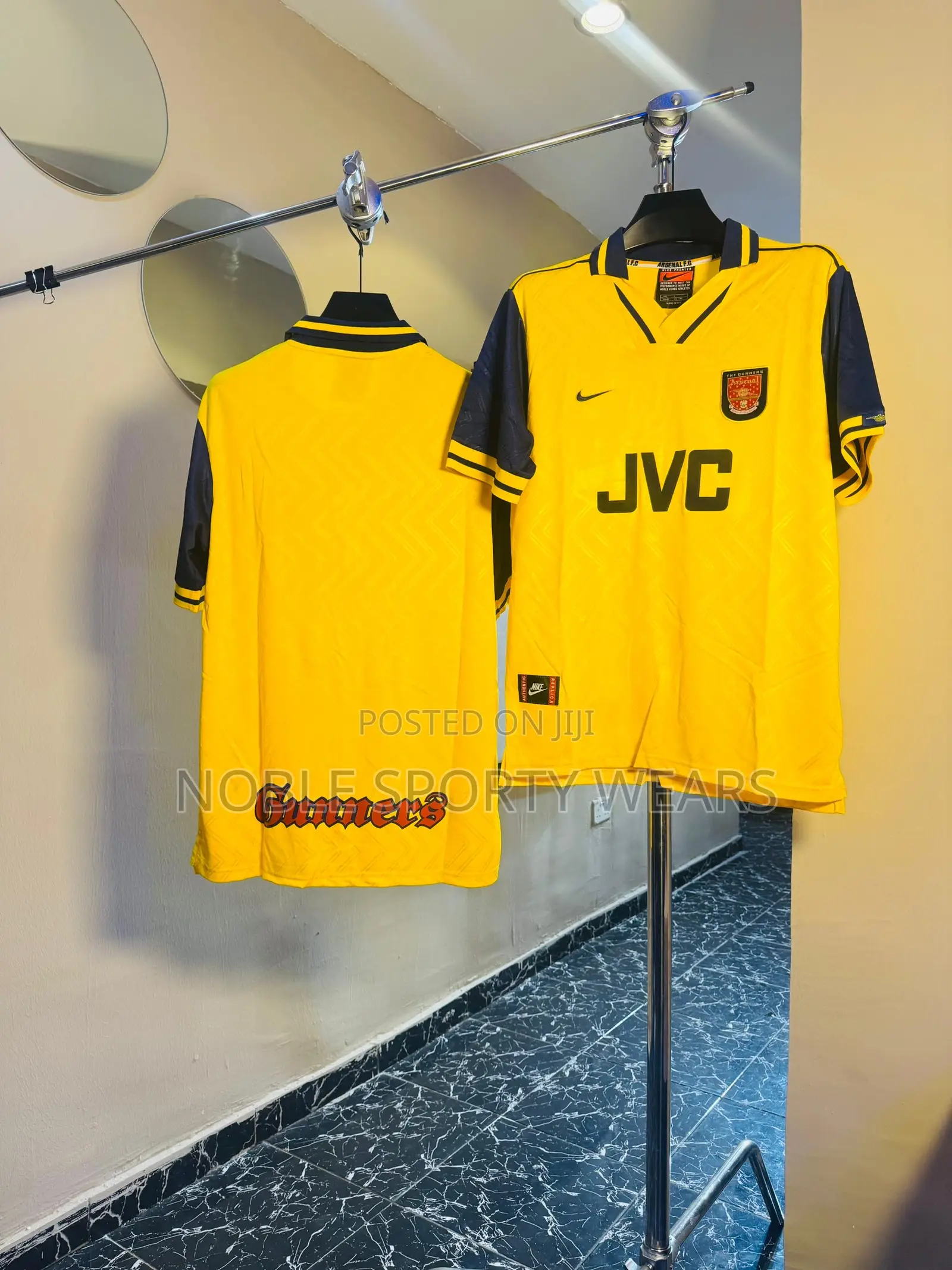 Arsenal ‘Jvc’ Retro Jersey Kit
