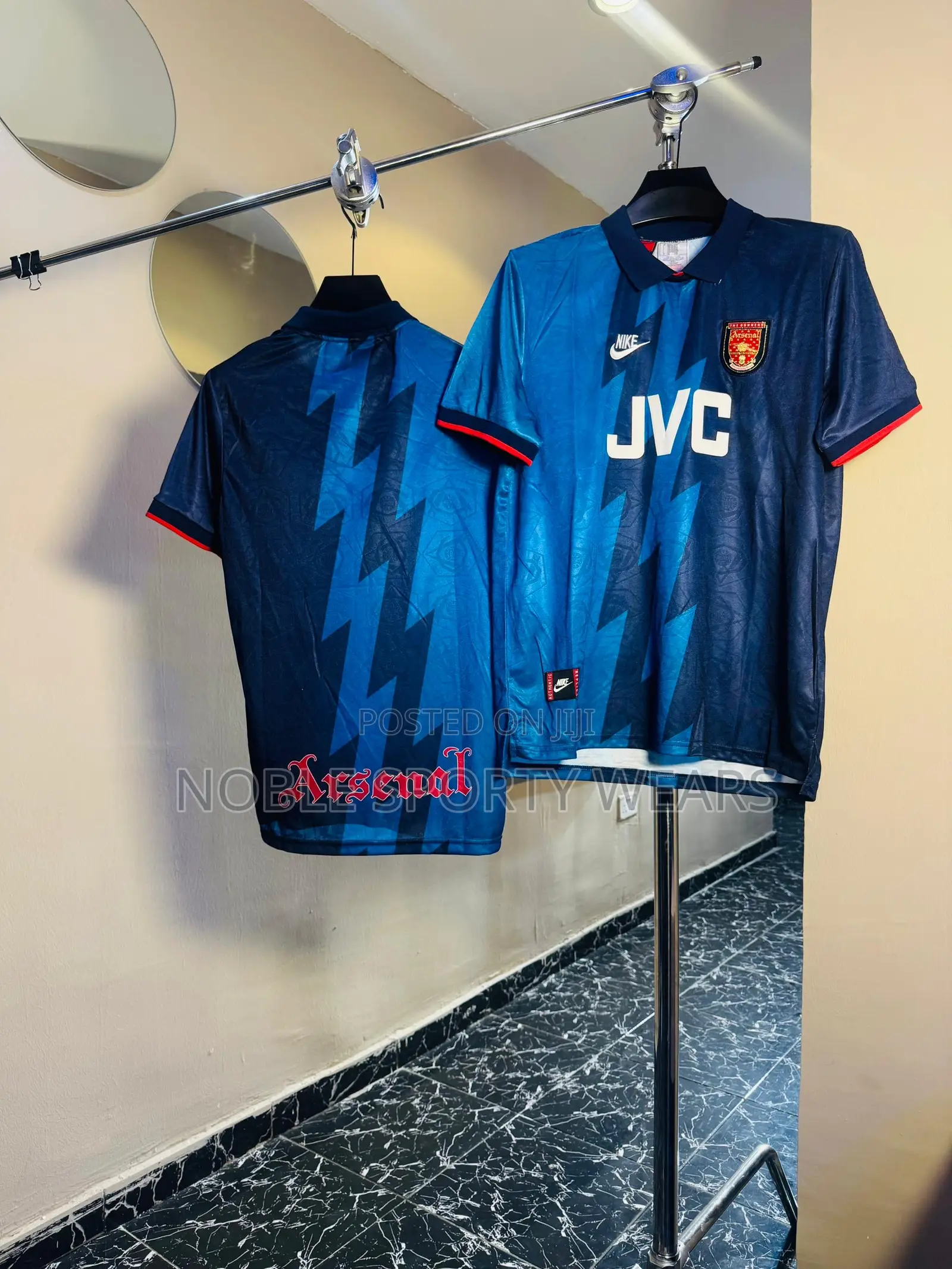 Arsenal ‘Jvc’ Retro Jersey Kit