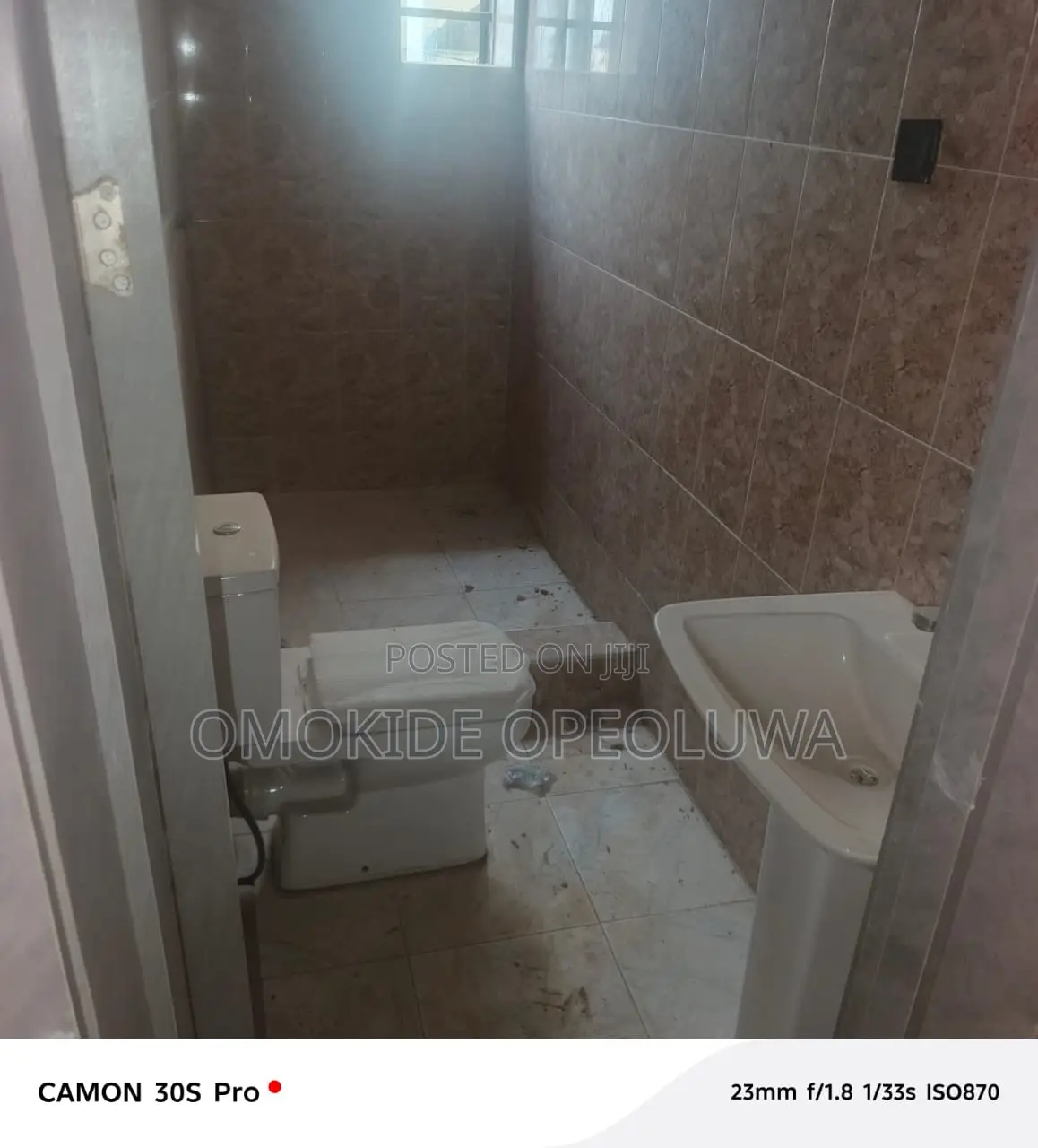 4bdrm Duplex in In Liberty Estate., Ago Palace for sale