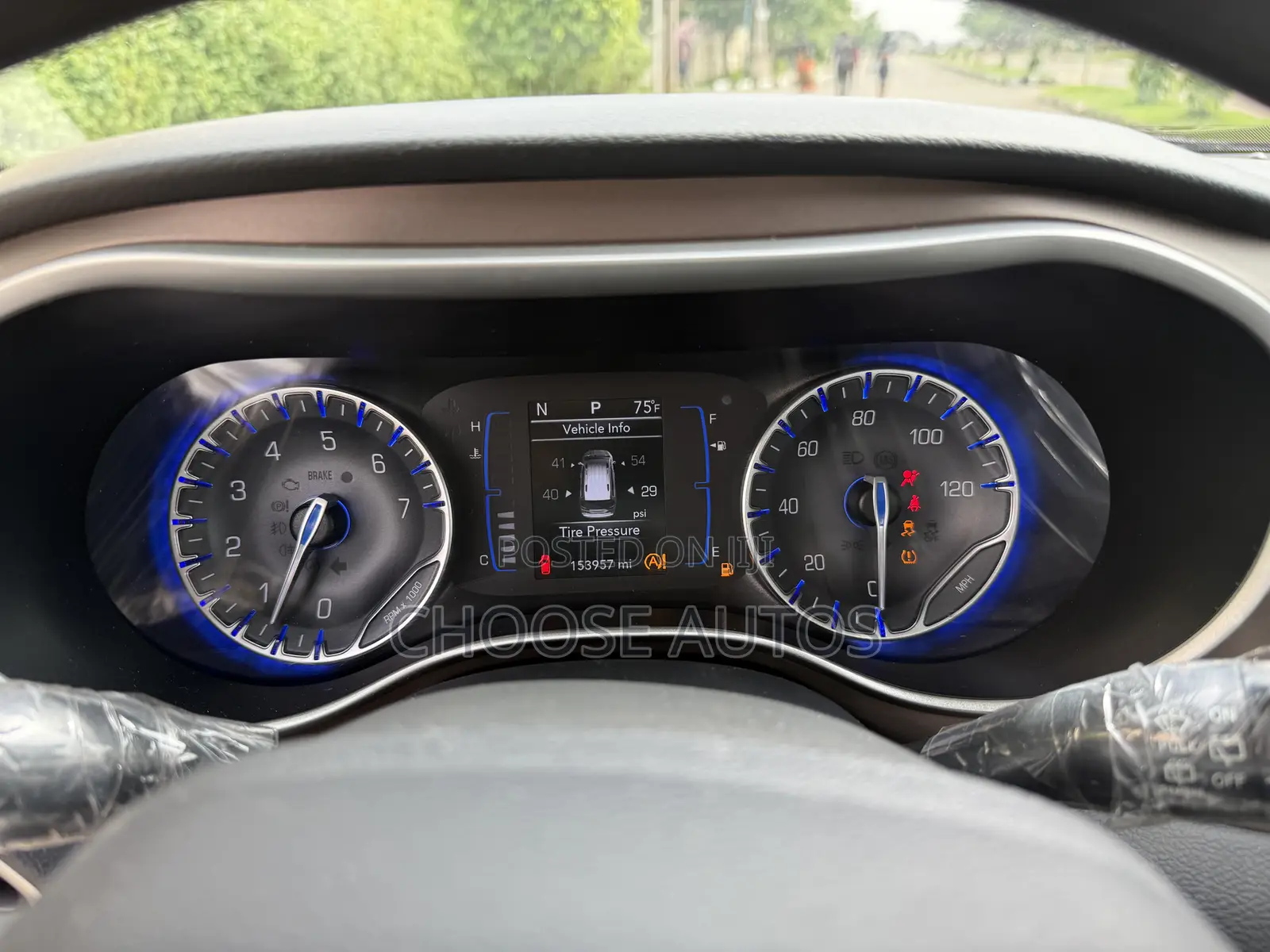 Chrysler Pacifica 3.6 Petrol FWD 2018 Brown
