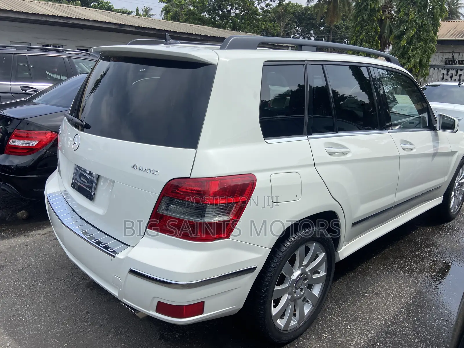 Mercedes-Benz GLK-Class 350 4MATIC 2011 White