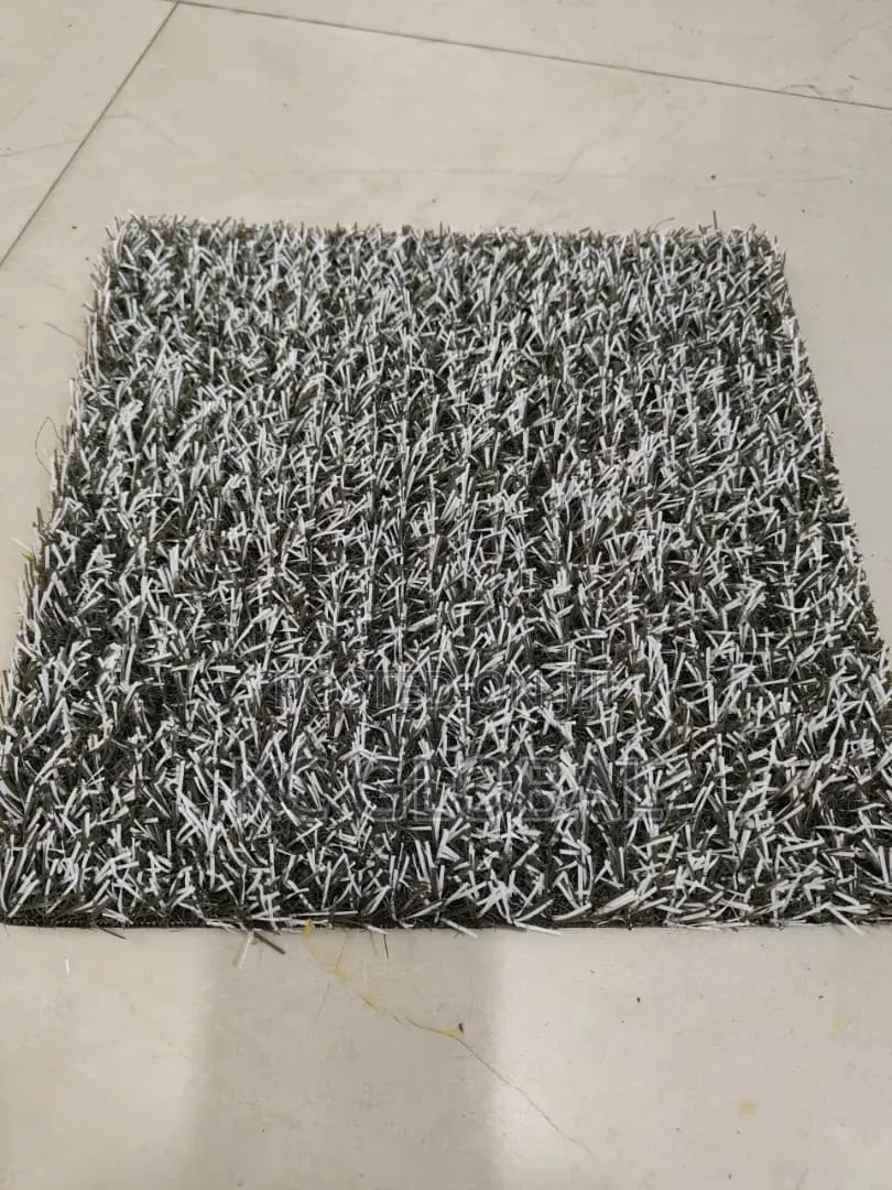 Spanish Product Synthetic Turf Colors Available 25mm