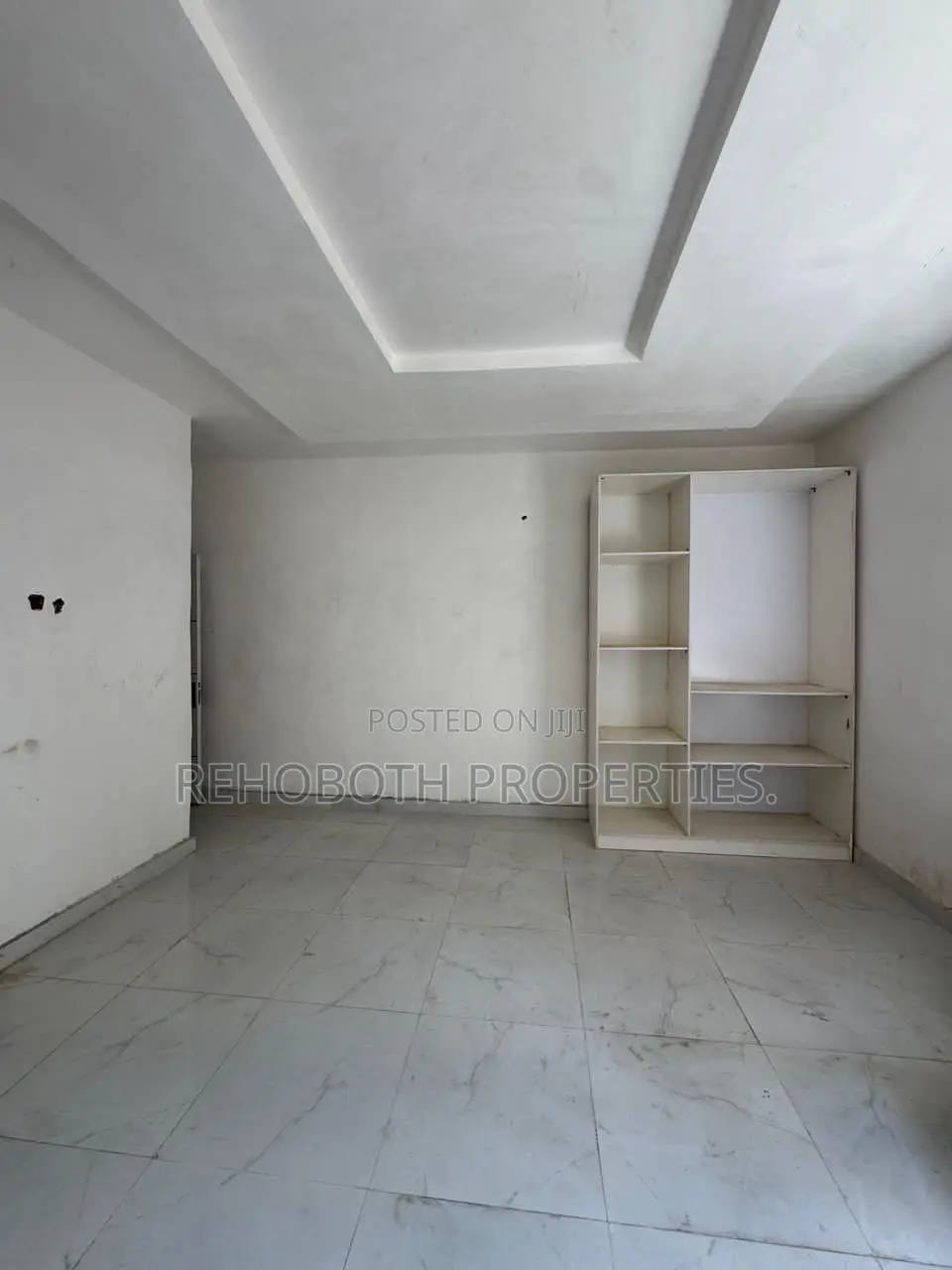 3bdrm Apartment in Alalubosa for rent