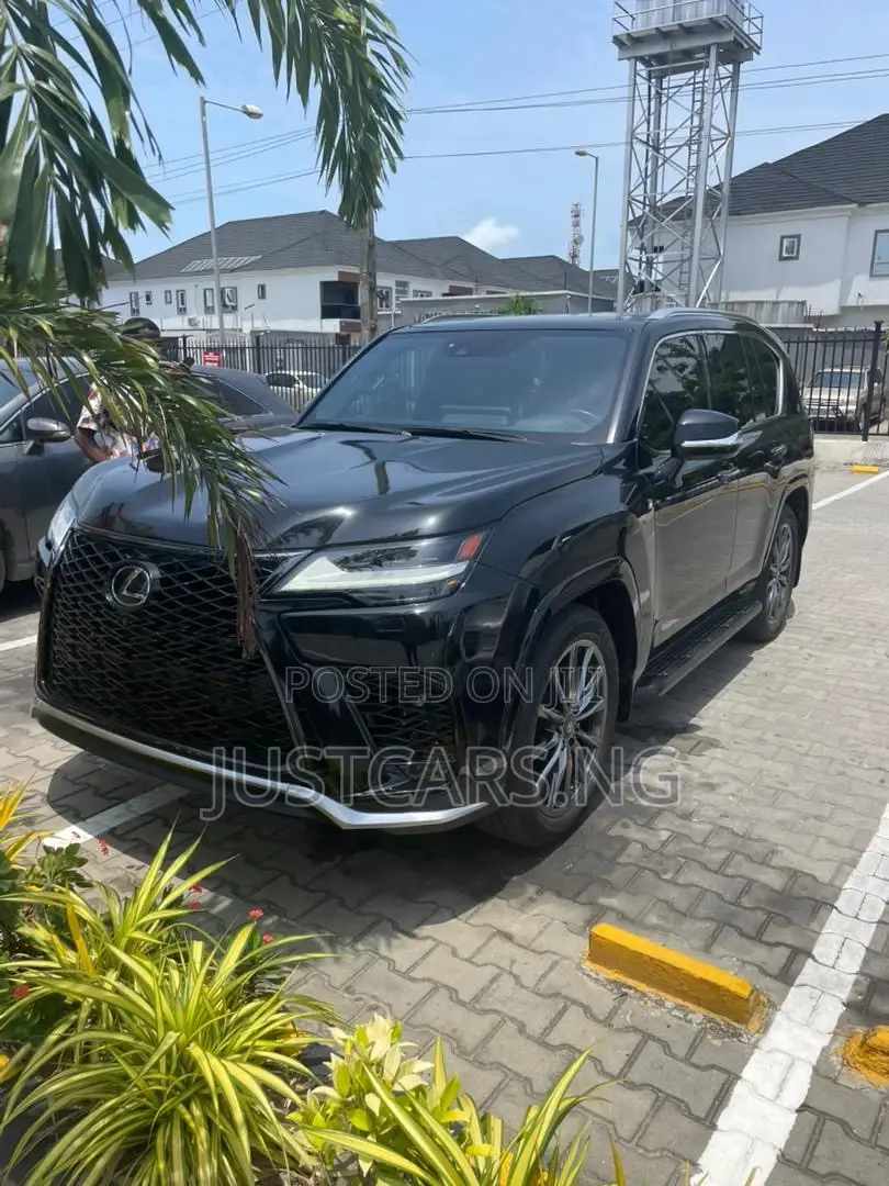 Lexus LX 600 2025 Black