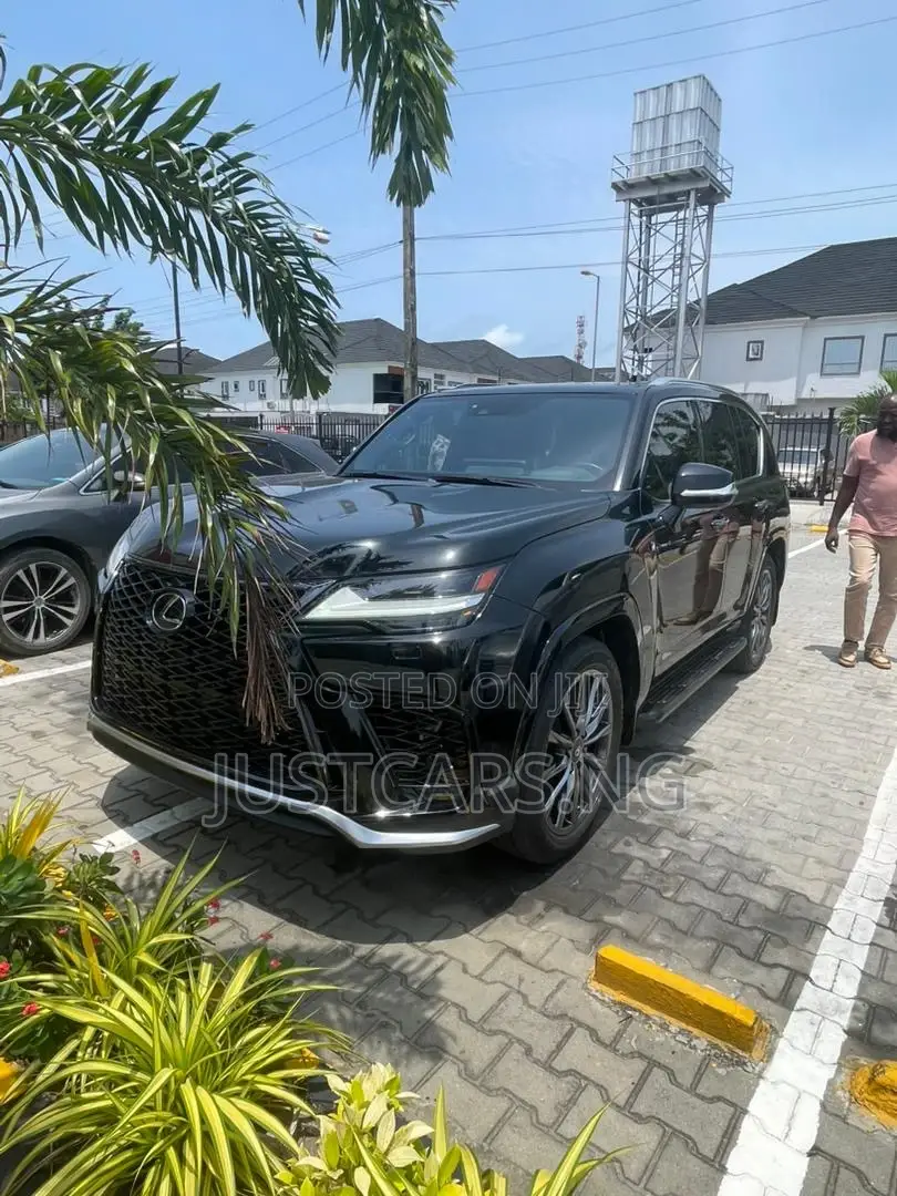 Lexus LX 600 2025 Black