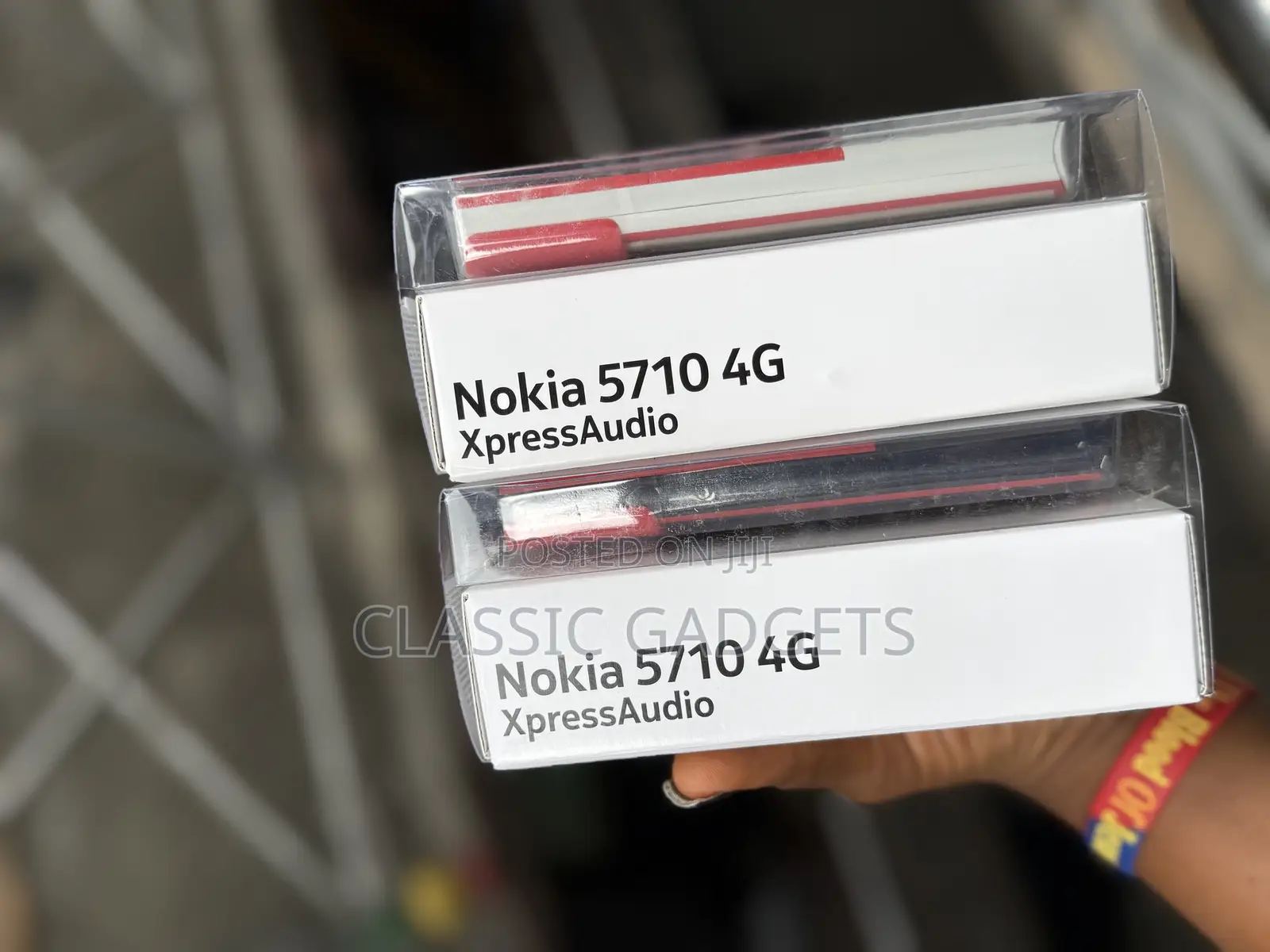 New Nokia 5710 XpressAudio Black