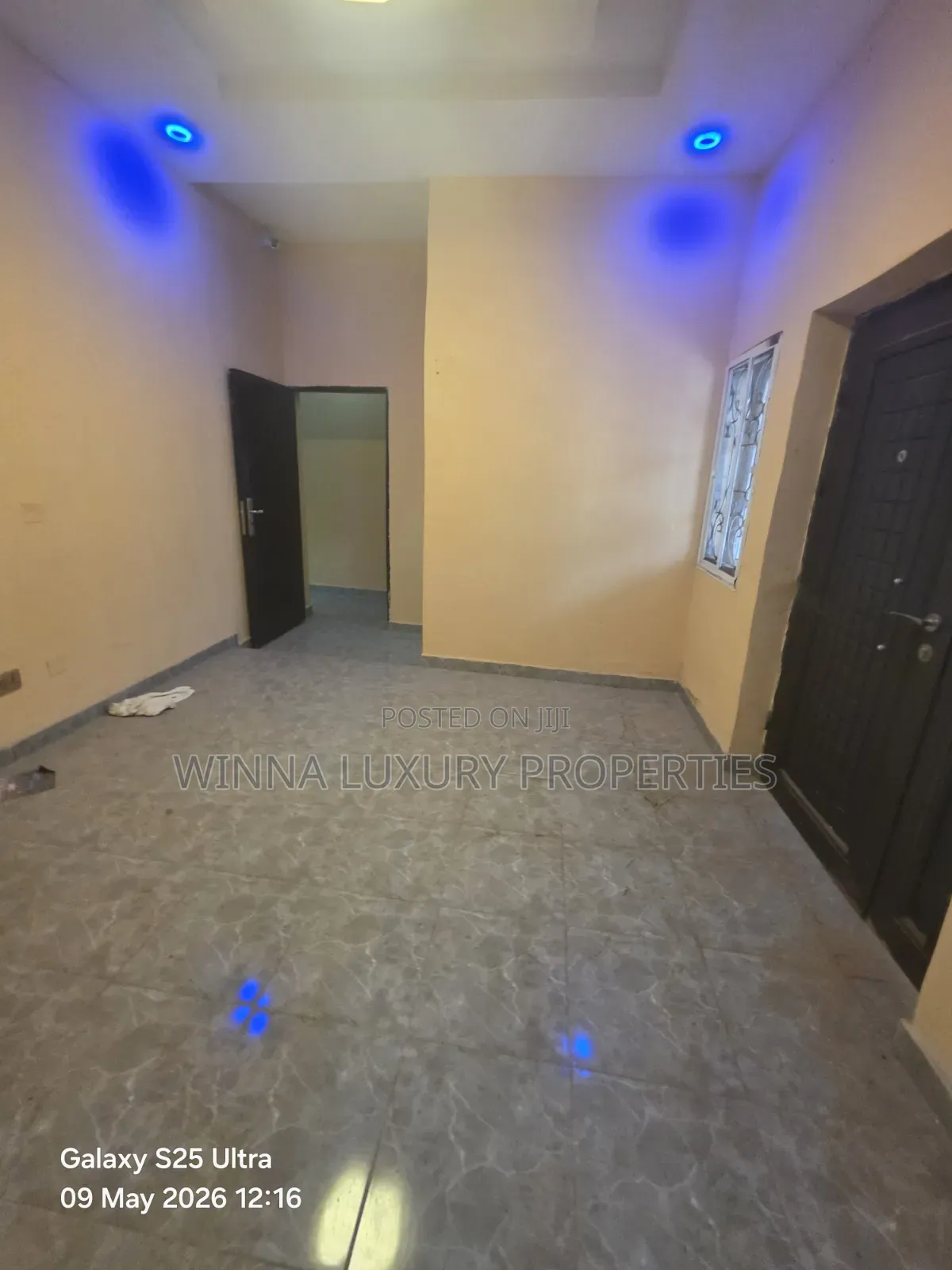 4bdrm Bungalow in In Na Estate Along, Lugbe District for sale