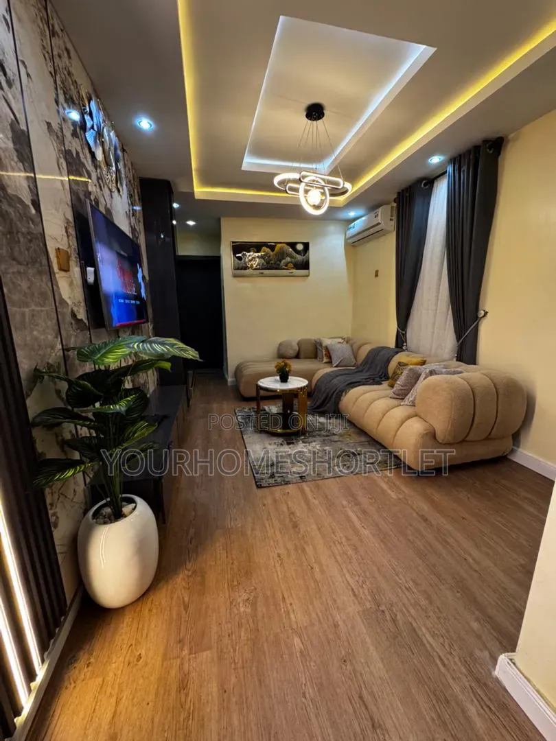 New 3/2/1 Bedroom Duplex