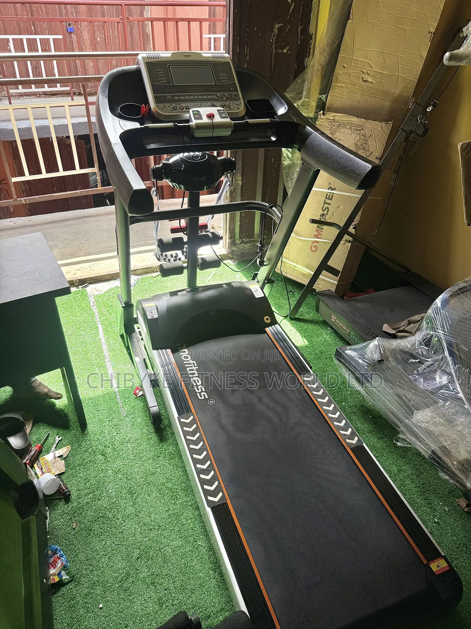 4.0hp Technofitness Treadmill
