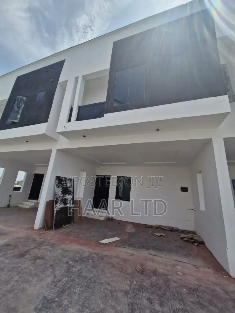 3bdrm Duplex in Ado / Ajah for sale