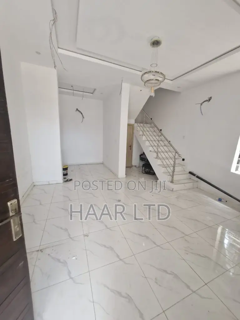 3bdrm Duplex in Ado / Ajah for sale