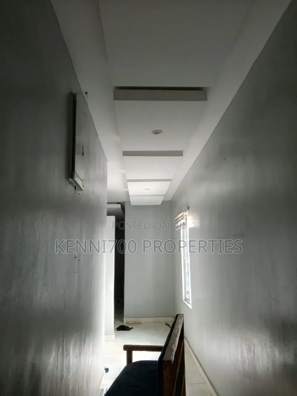 6bdrm Block of Flats in Araromi, Elerangbe for sale