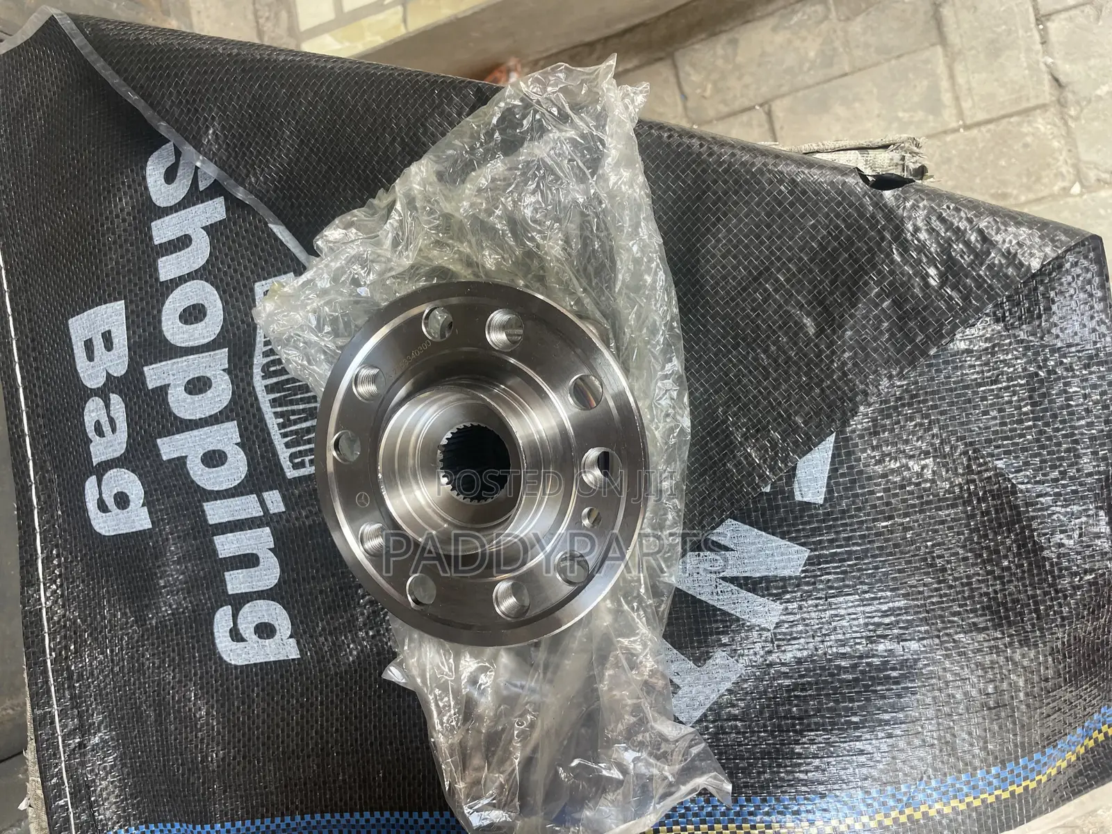 Mercedes Benz E300 E450 E350 Front Hub Bearing