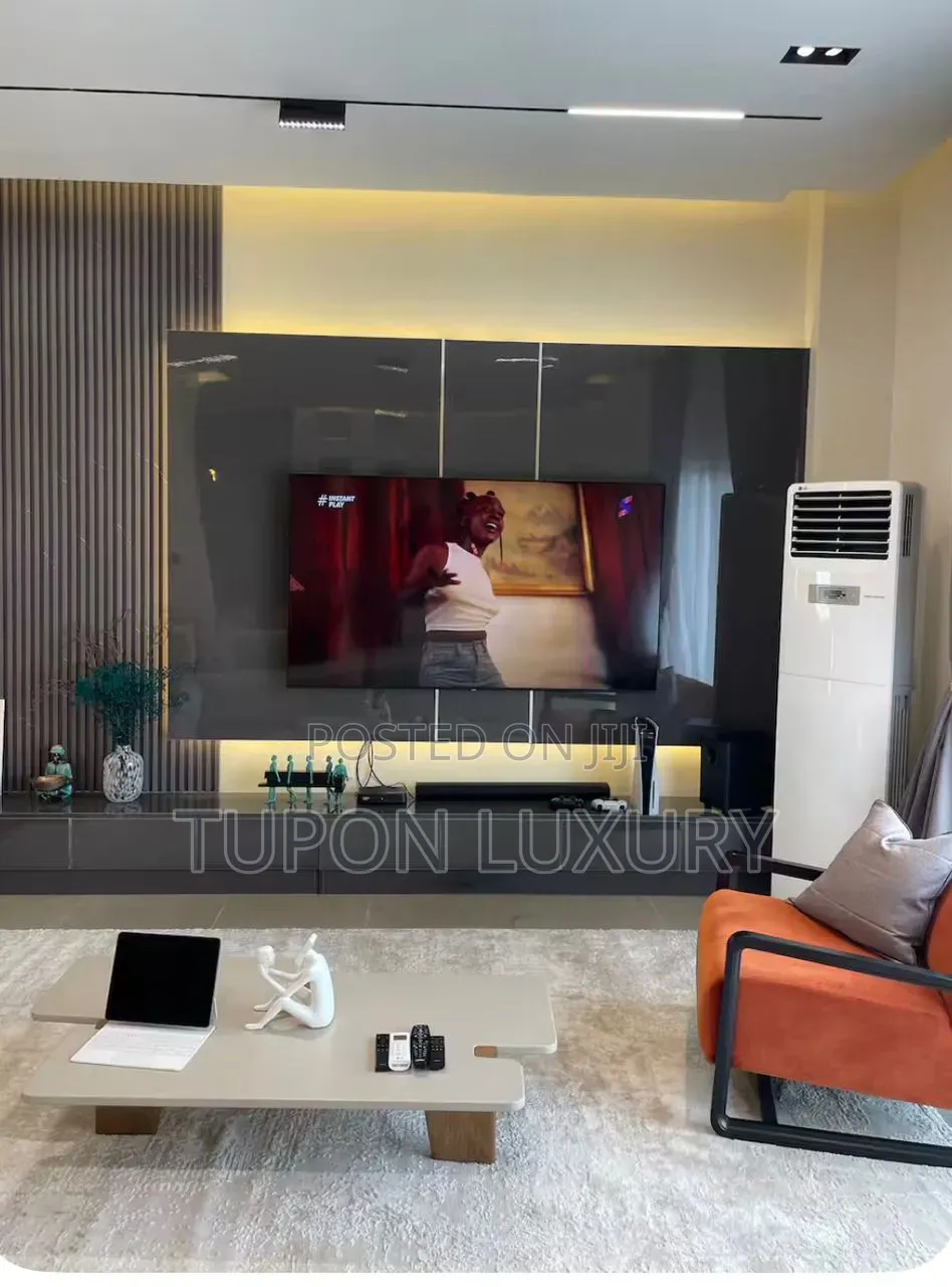 Luxury 3 Bedroom City View Apartment With Swimming Pool Gym