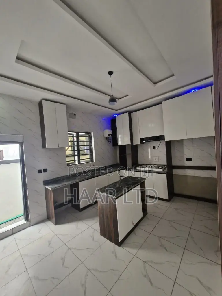 4bdrm Duplex in Ado / Ajah for sale