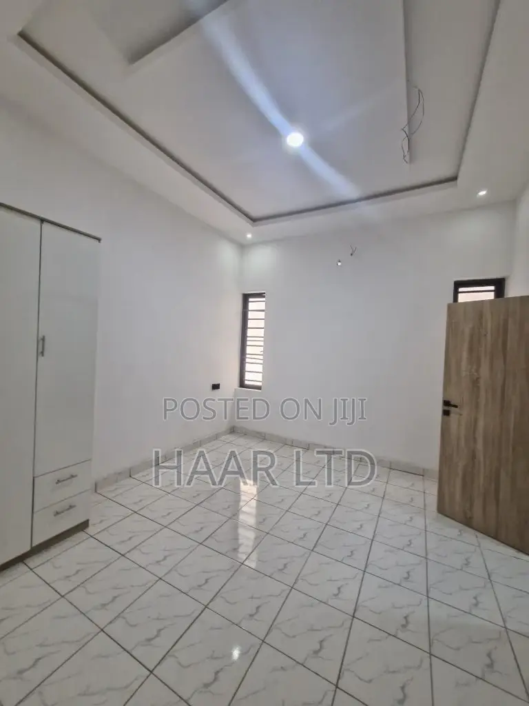 4bdrm Duplex in Ado / Ajah for sale