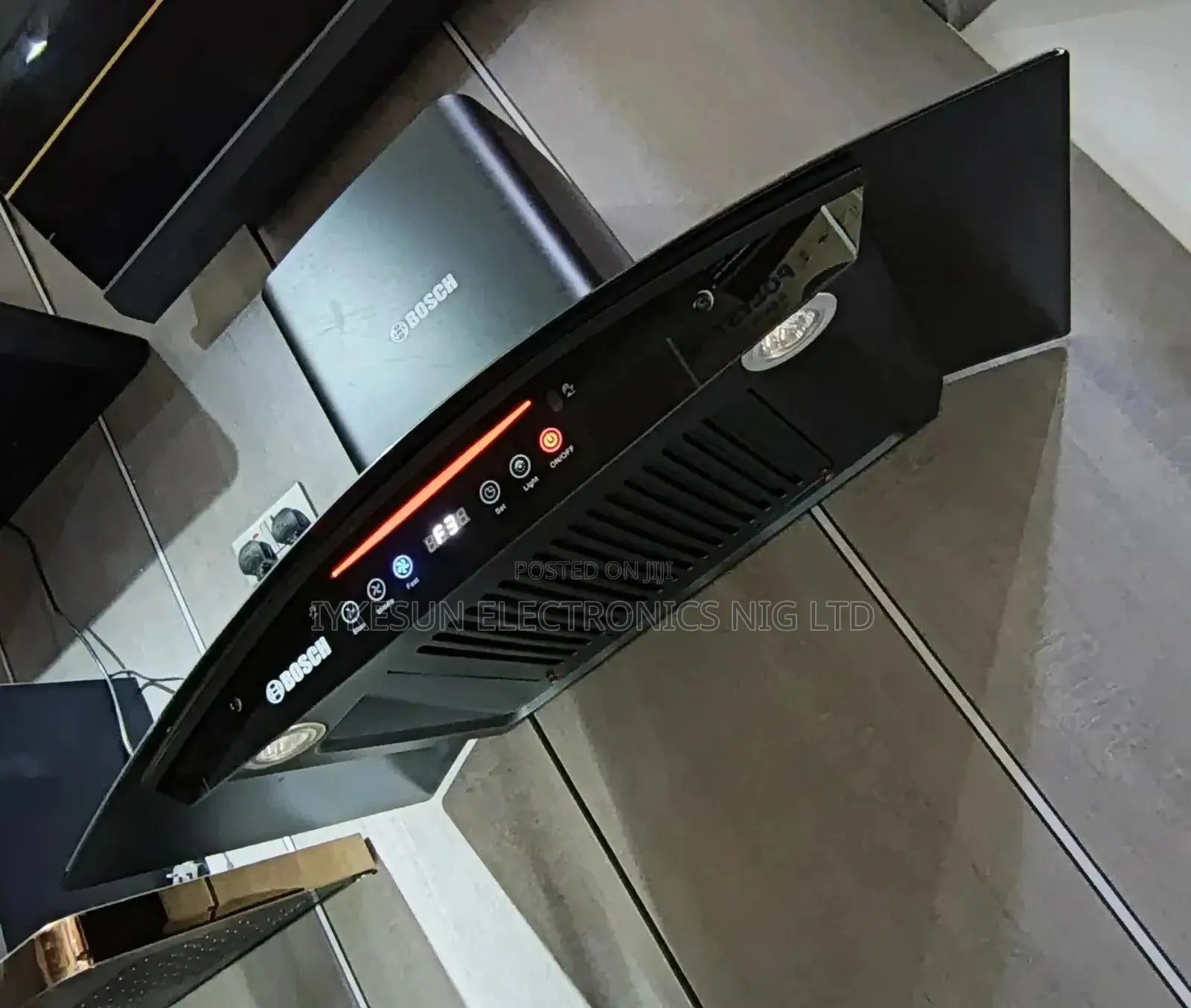 Original Bosch New Model90cm Curved Automatic Inverter Heat Extractor