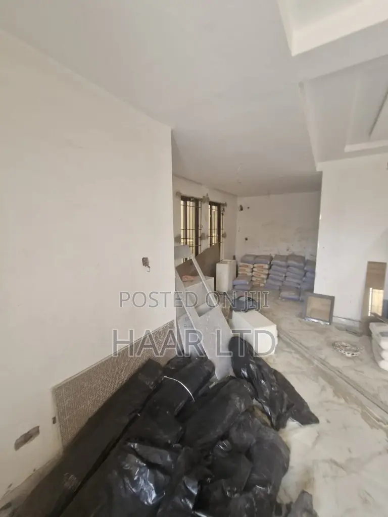 4bdrm Duplex in Lekki Phase 1 for sale