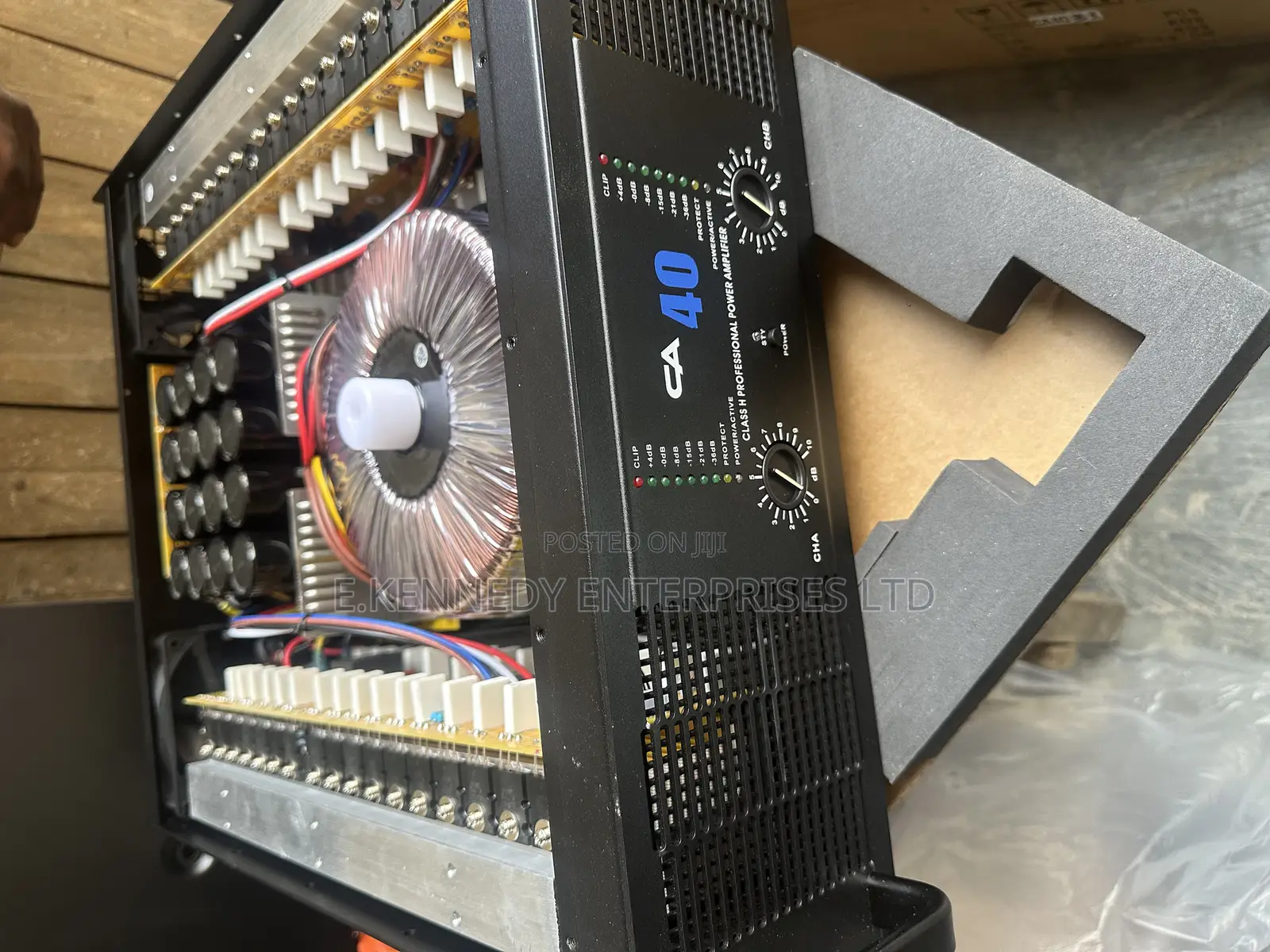 Ca40 Heavy Duty Power Amplifier
