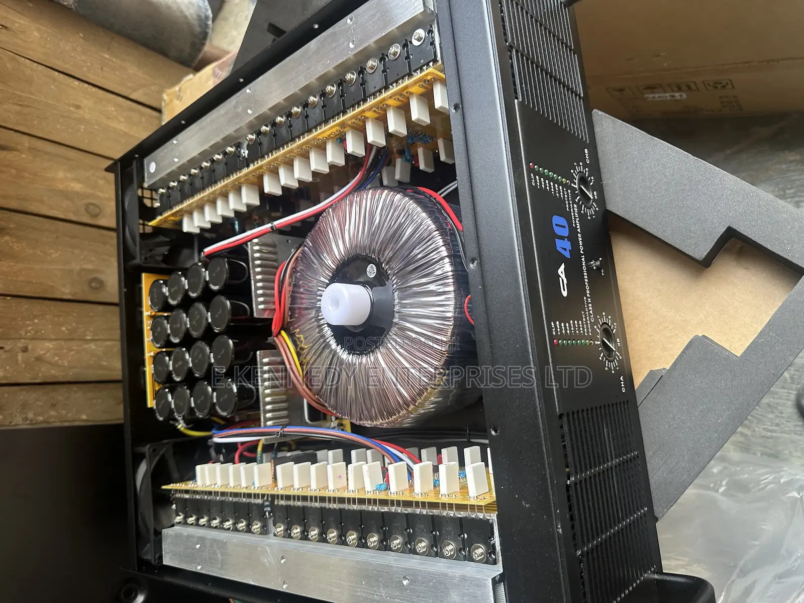 Ca40 Heavy Duty Power Amplifier