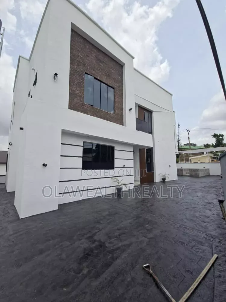 4bdrm Duplex in Agodi Gra, Ibadan for sale