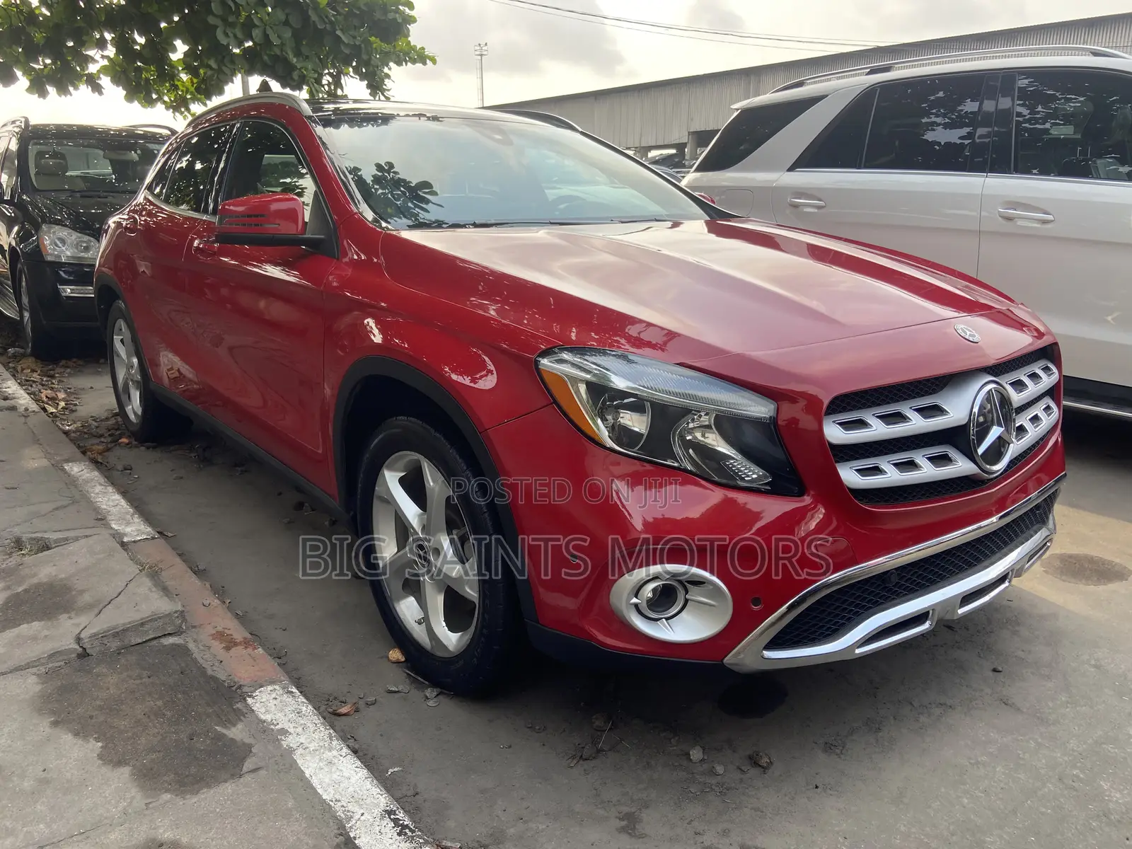 Mercedes-Benz GLA-Class 2016 Red