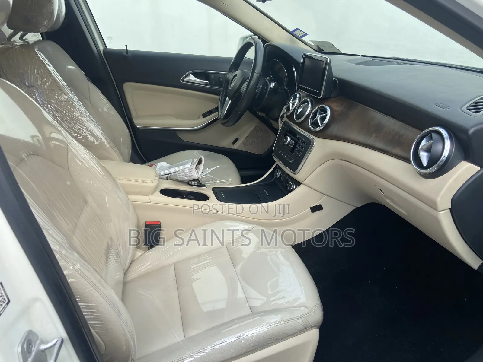 Mercedes-Benz GLA 250 2016 White