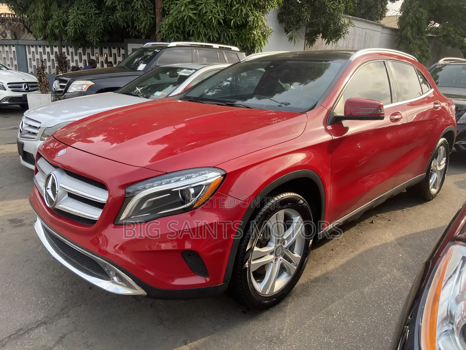 Mercedes-Benz GLA 250 2017 Red
