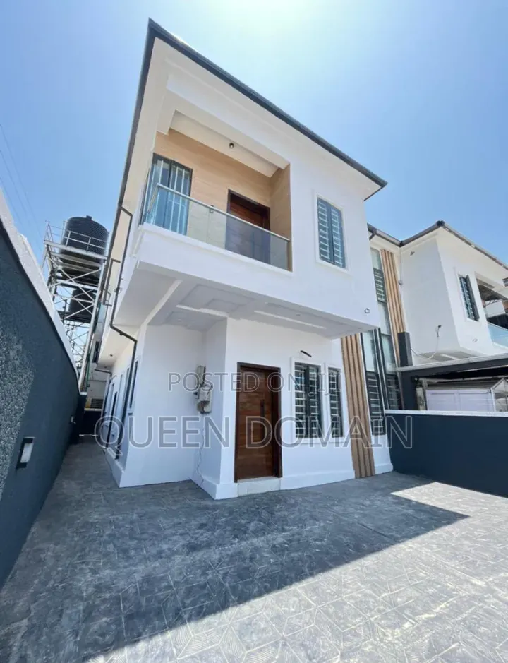 4bdrm Duplex in Ikota Gra for rent