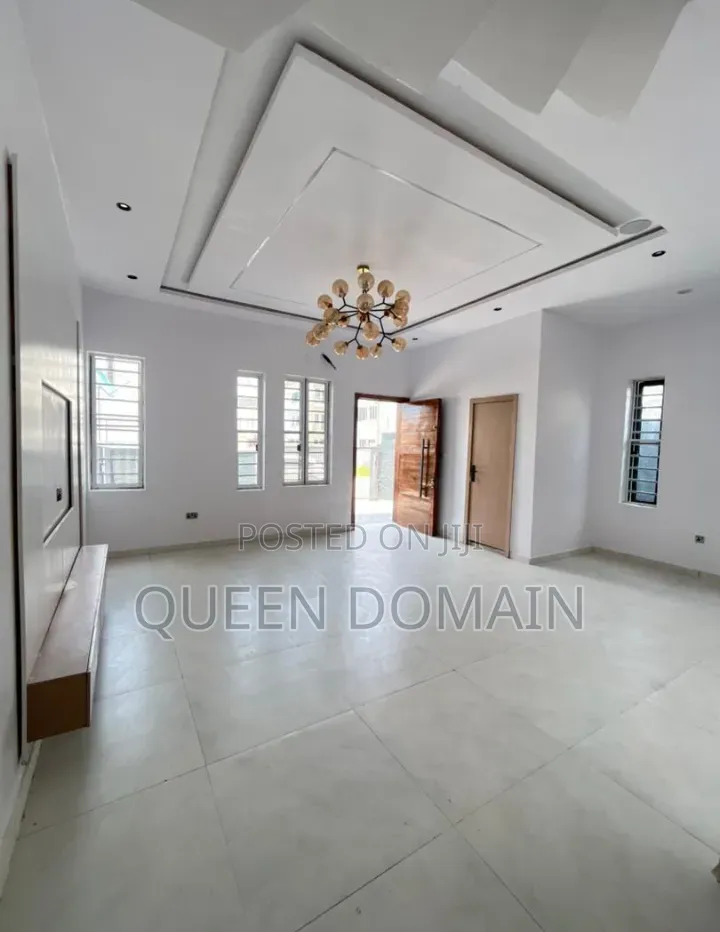 4bdrm Duplex in Ikota Gra for rent