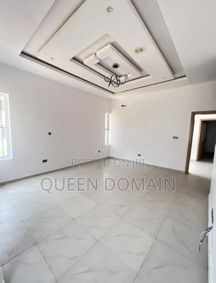 4bdrm Duplex in Ikota Gra for rent