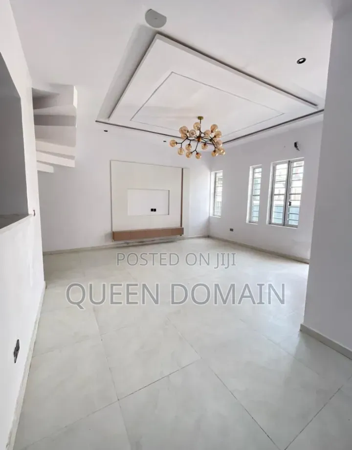 4bdrm Duplex in Ikota Gra for rent