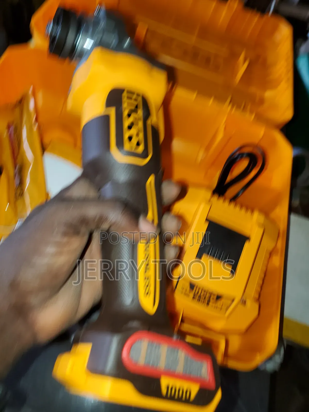 20v Ingco Cordless Angle Grinder