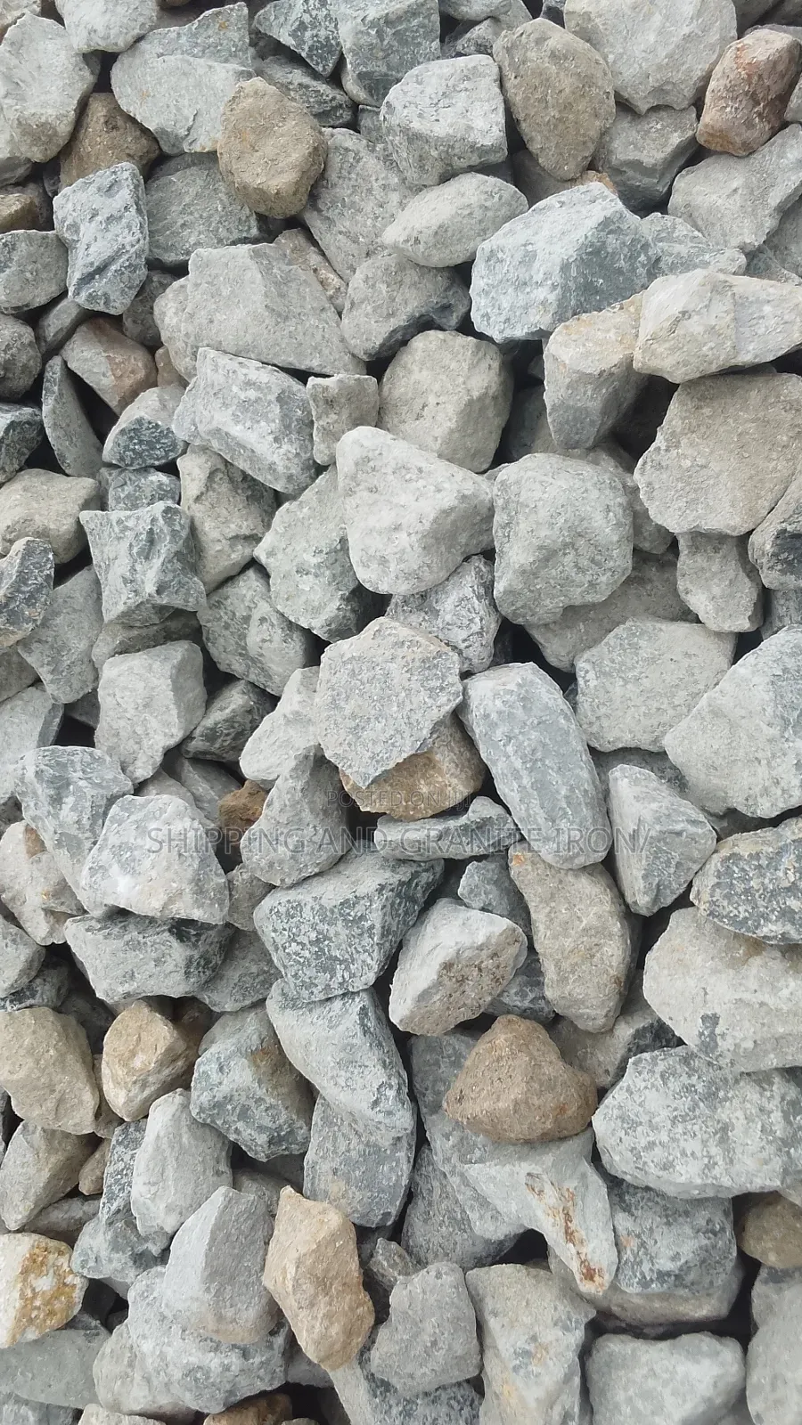 Diamond Granite and Chipping