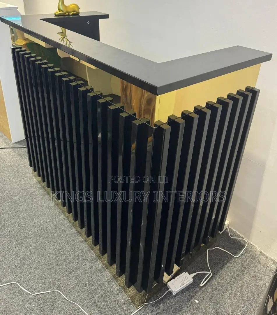 High Quality Imported Receptionist Table (1.4meter)
