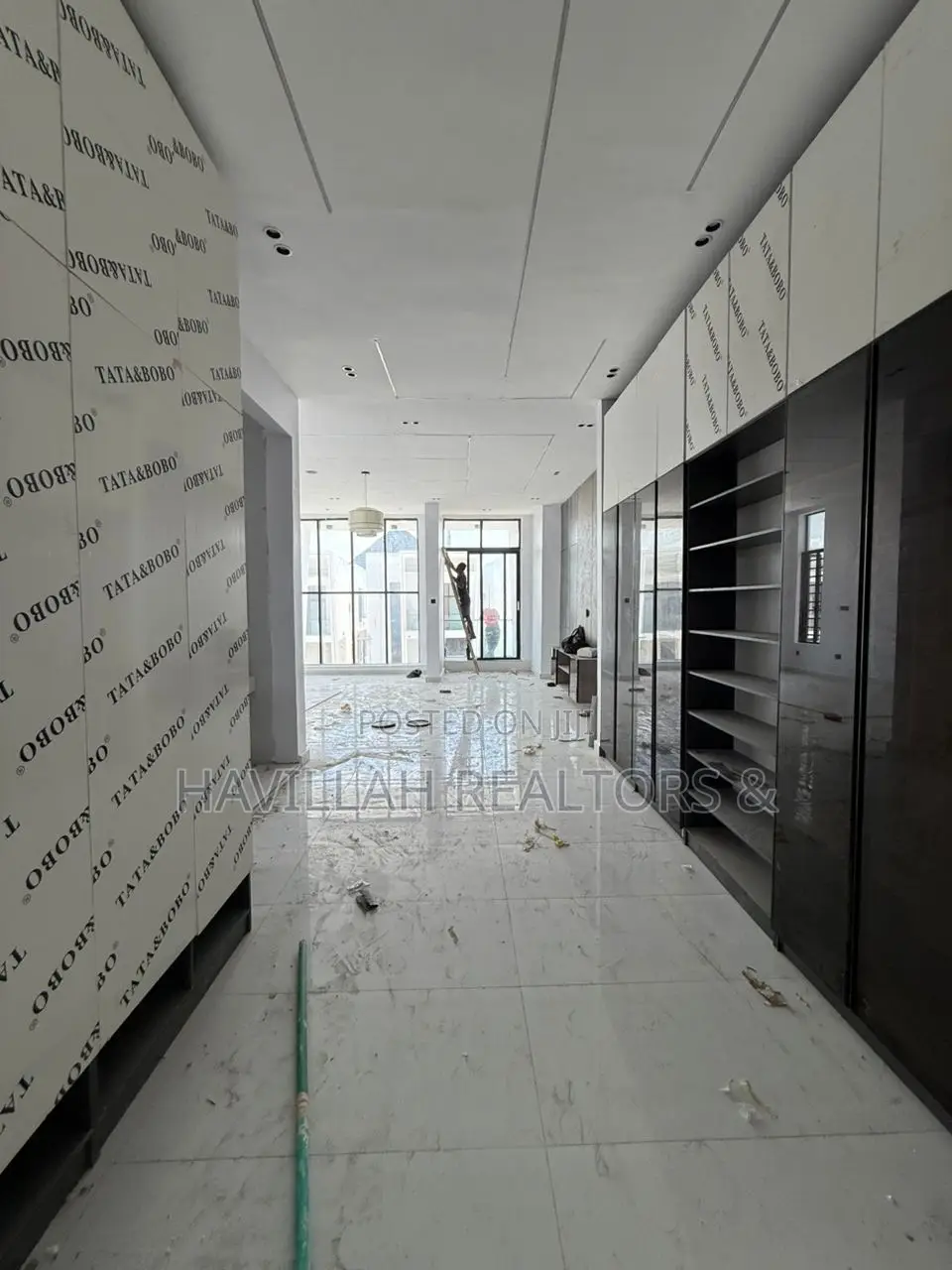 Furnished 5bdrm Duplex in Lekki Phase 1 for sale