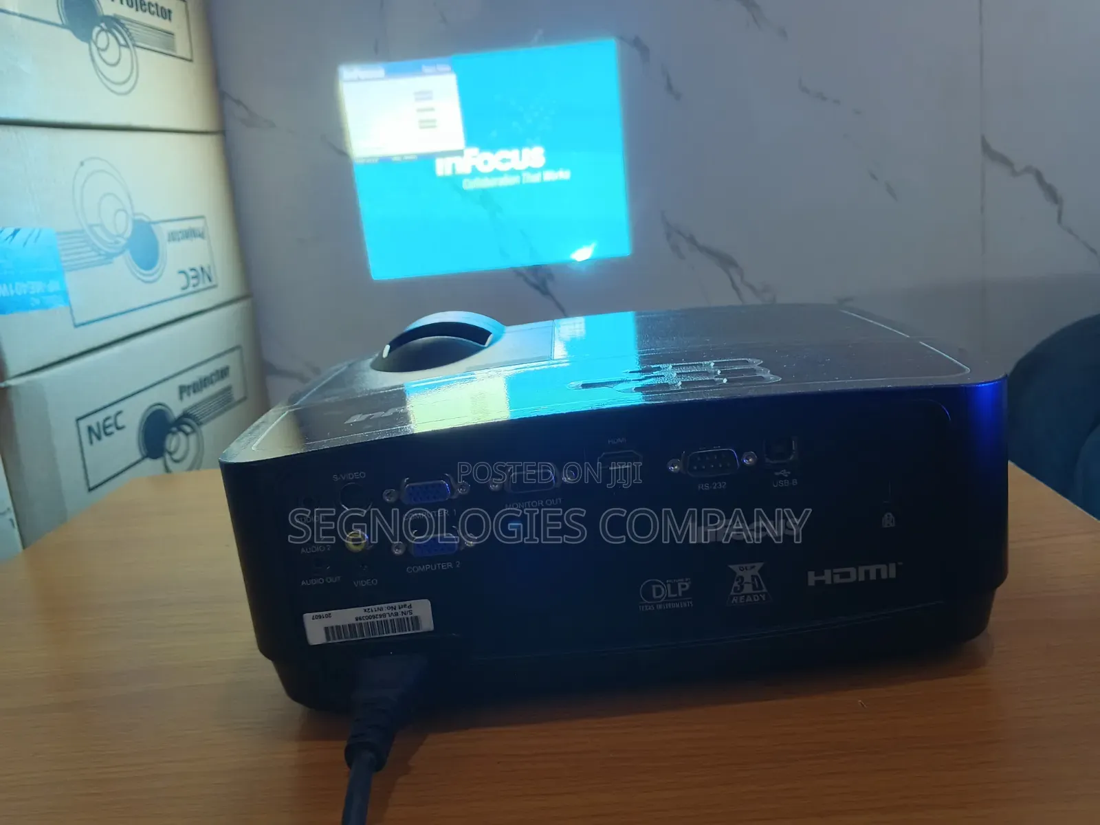 Infocus In112x 3200 Lumens Svga 3d Ready DLP Projector