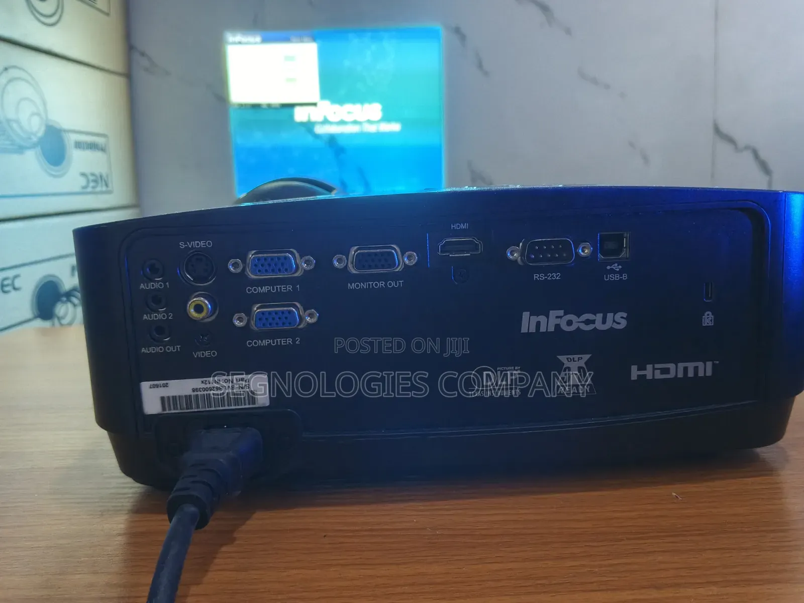 Infocus In112x 3200 Lumens Svga 3d Ready DLP Projector