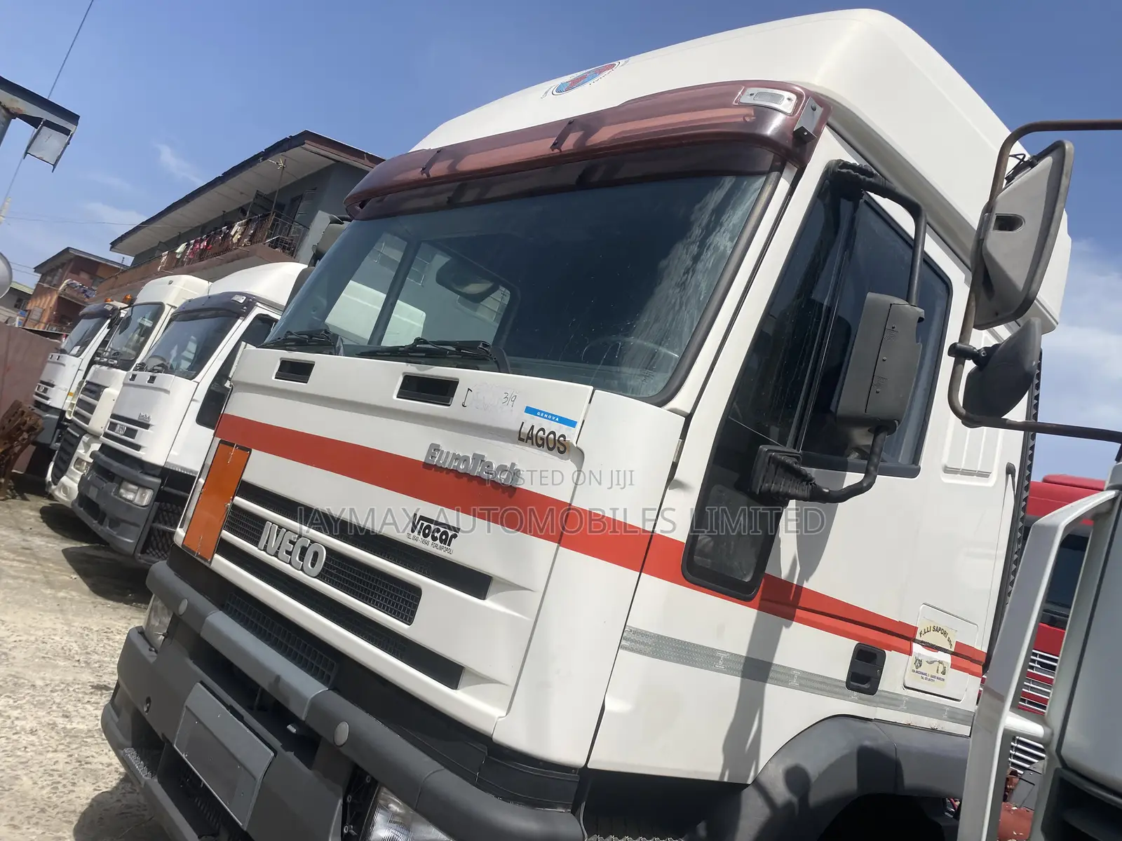 Iveco Eurotech 6 Tires Tractor Head