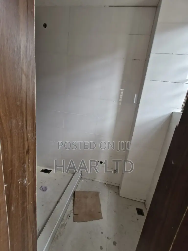 2bdrm Apartment in Ikate for sale